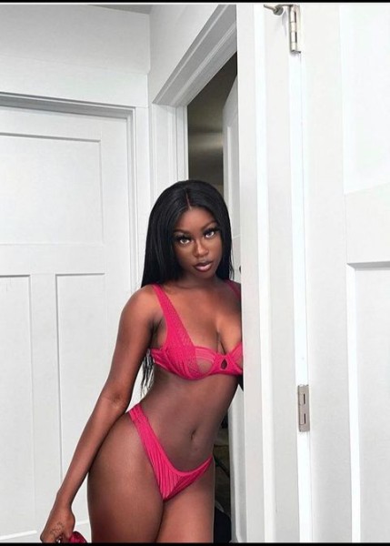 Проститутка mia mia